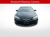 Used 2017 Toyota Camry SE image 2