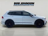 Used 2022 Volkswagen Tiguan SE R-Line image 2