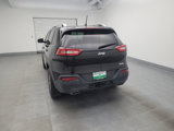 Used 2015 Jeep Cherokee Latitude w/ Comfort/Convenience Group image 6