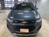 Used 2021 Chevrolet Trax LT w/ Premium Seat Package image 3