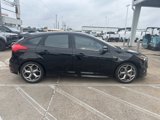 Used 2017 Ford Focus ST image 5