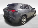 Used 2022 Toyota RAV4 LE image 6