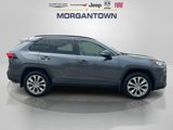 Used 2021 Toyota RAV4 XLE Premium image 4