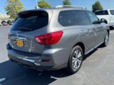 Used 2019 Nissan Pathfinder SL image 3