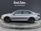 Used 2024 Volkswagen Jetta SE image 2