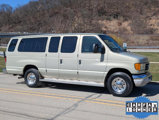 Used 2004 Ford E-350 and Econoline 350 XLT image 3