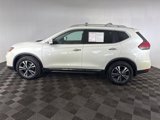 Used 2017 Nissan Rogue SL image 5