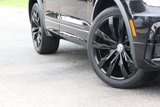 Used 2021 Volkswagen Tiguan SE R-Line image 3