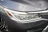 Used 2017 Honda Accord Touring image 5