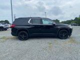 Used 2021 Chevrolet Traverse LT image 2