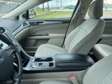 Used 2020 Ford Fusion SE image 2