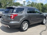 Used 2016 Ford Explorer XLT w/ Equipment Group 202A image 3
