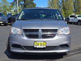 Used 2014 Dodge Grand Caravan SE image 2