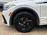 Used 2023 Volkswagen Tiguan SE R-Line image 5
