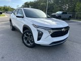 Certified 2025 Chevrolet Trax LT w/ LT Convenience Package image 2
