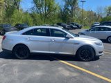 Used 2016 Ford Taurus Limited image 4