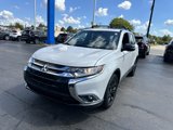 Used 2018 Mitsubishi Outlander LE image 3