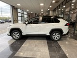 Used 2020 Toyota RAV4 LE image 4