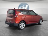 Certified 2022 Kia Soul LX image 3