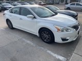 Used 2015 Nissan Altima 2.5 S w/ Special Edition Package image 3