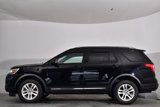 Used 2018 Ford Explorer XLT image 2