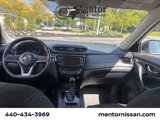 Used 2018 Nissan Rogue SV image 4