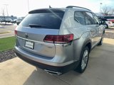 Used 2021 Volkswagen Atlas SE image 4