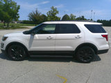 Used 2017 Ford Explorer XLT image 2