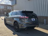 Used 2021 Ford Edge SEL image 3