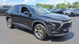 New 2025 Chevrolet Trax LT w/ Sunroof Package image 2