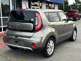 Used 2017 Kia Soul + image 3