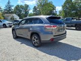 Used 2016 Toyota Highlander XLE image 3