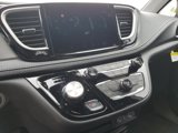 New 2025 Chrysler Pacifica Select image 6