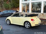 Used 2006 Volkswagen Beetle Convertible w/ Package 2 image 2