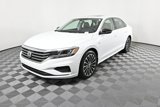 Certified 2022 Volkswagen Passat 2.0T image 2
