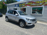 Used 2016 Volkswagen Tiguan S image 2