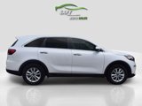 Used 2019 Kia Sorento LX image 5