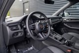 Used 2025 Porsche Macan image 4
