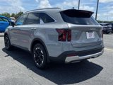 New 2025 Kia Sorento S image 4