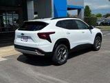 New 2025 Chevrolet Trax LT w/ LT Convenience Package image 3