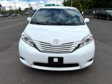 Used 2017 Toyota Sienna LE image 4
