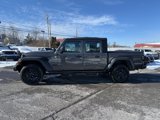 Used 2021 Jeep Gladiator Sport image 3