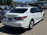Used 2018 Toyota Camry L image 3