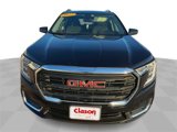 Used 2022 GMC Terrain SLE w/ Driver Convenience Package image 3