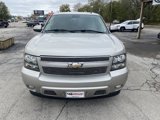 Used 2008 Chevrolet Suburban LT w/ LT Preferred Equipment Group image 2