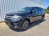 Used 2024 Ford Expedition Max XLT image 2