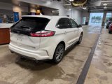Certified 2019 Ford Edge Titanium w/ Equipment Group 301A image 5