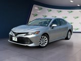 Used 2018 Toyota Camry image 2