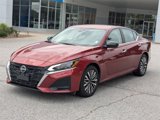 Used 2024 Nissan Altima 2.5 SV image 4