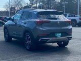 Certified 2021 Buick Encore GX Essence image 5